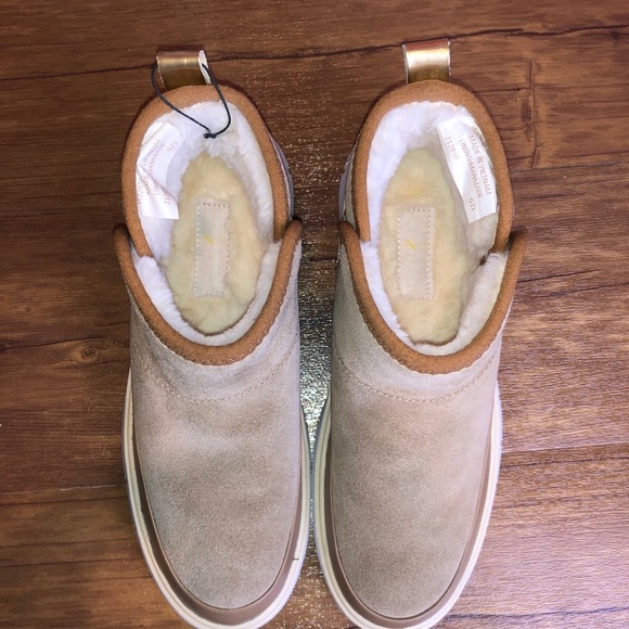 Cole Haan womens Generation Zerogrand Water Resistant Bootie size 5 B New - Picture 7 of 12